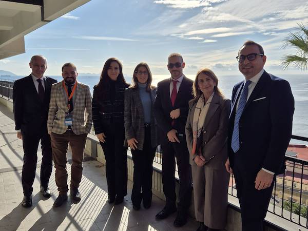 ESG & Imprese - casi studio, KPI e strumenti operativi