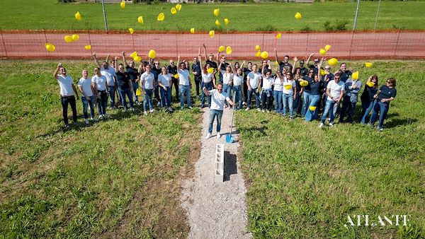 Nuove radici, stessi valori: Atlante posa la prima pietra della nuova sede